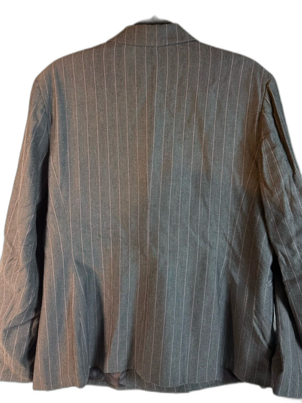 Valerie Stevens Charcoal / Pink Pinstripe Single-Button Blazer - Size 14 - Picture 3 of 5